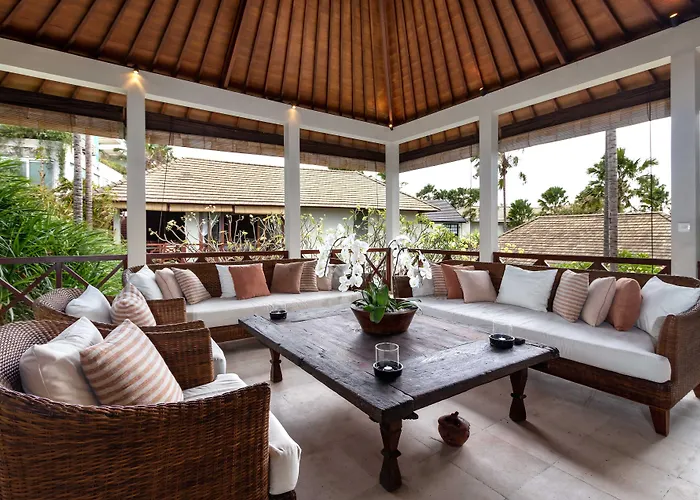 Rubina - Luxury Pool In Batu Belig Next To The Beach! 別荘