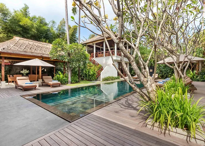 Rubina - Luxury Pool In Batu Belig Next To The Beach! 別荘 スミニャック