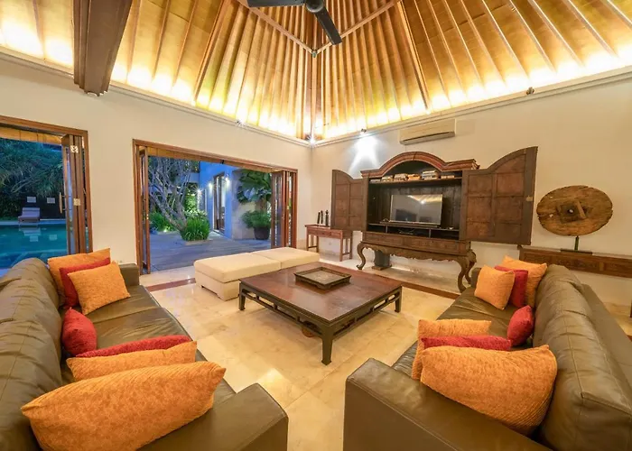 Rubina - Luxury Pool In Batu Belig Next To The Beach!
