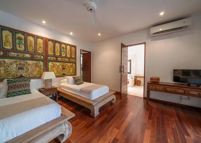 Rubina - Luxury Pool In Batu Belig Next To The Beach! Hébergement de vacances
