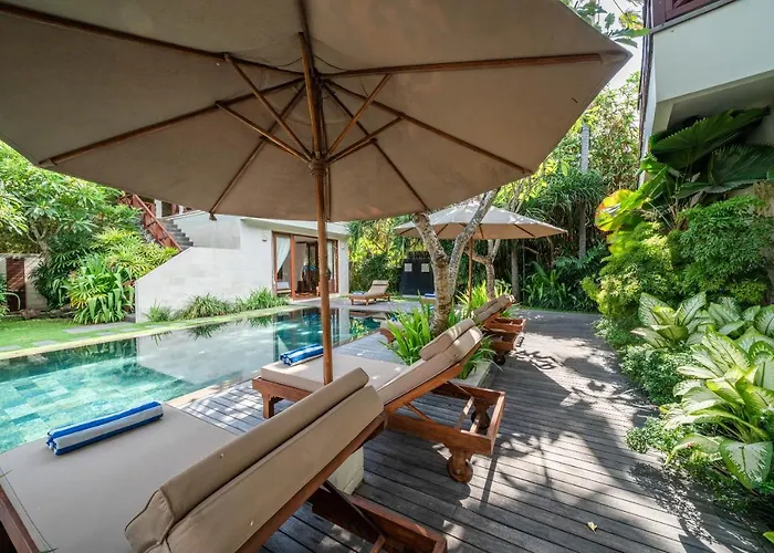 Rubina - Luxury Pool In Batu Belig Next To The Beach! Hébergement de vacances *