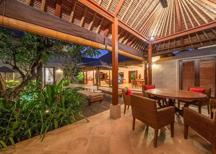 Rubina - Luxury Pool In Batu Belig Next To The Beach! Seminyak