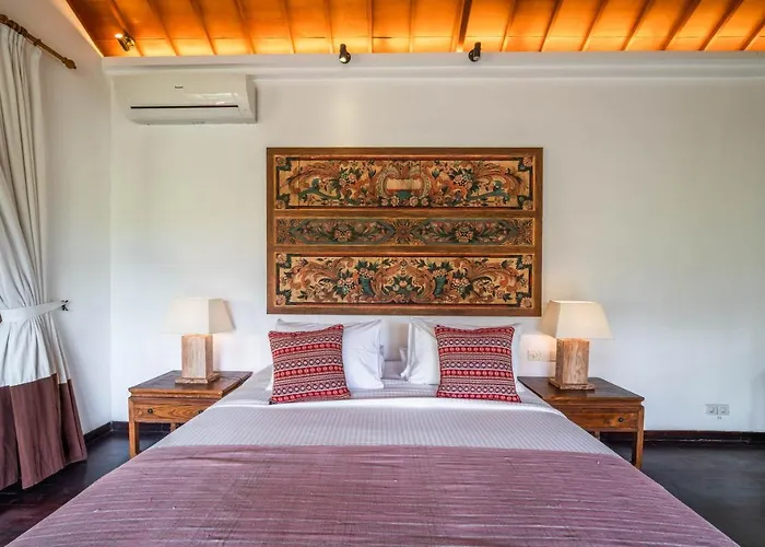 Rubina - Luxury Pool In Batu Belig Next To The Beach! *
